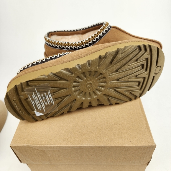 UGG Women's Tasman Slippers In Chestnut New in Box - Picture 4 of 4